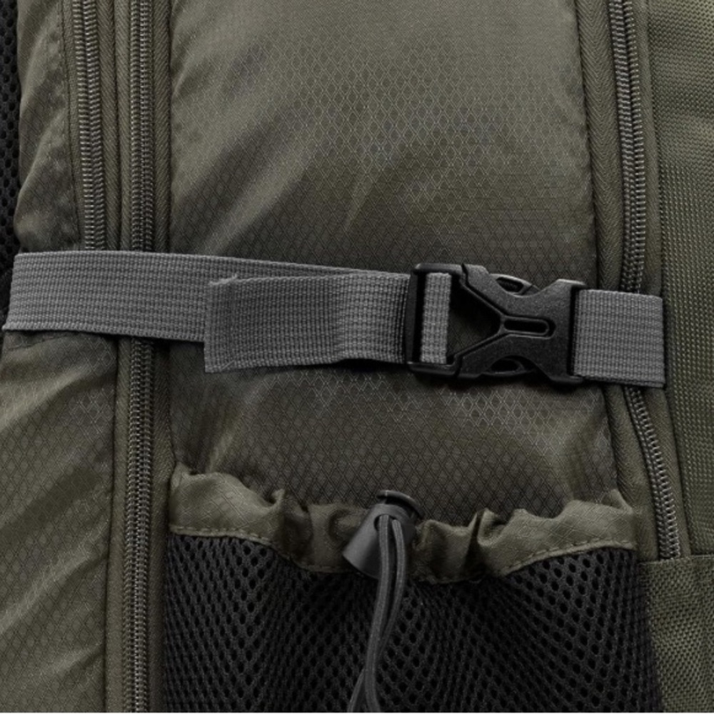 Travelers Choice Backpack.  EUC - Picture 4 of 16